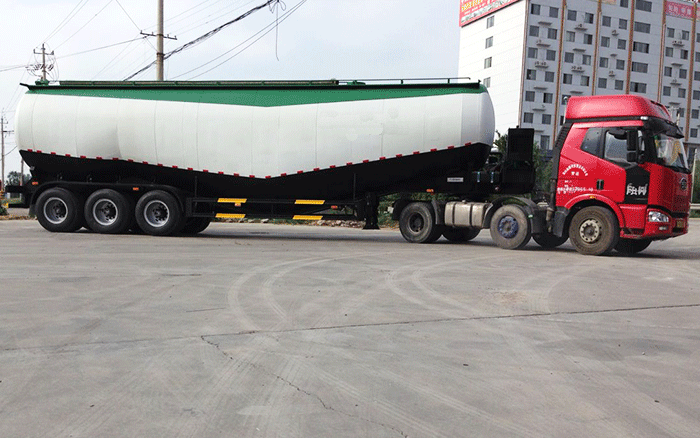 70CBM 80Ton Cement Bulker