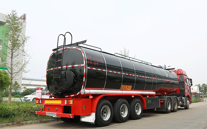 Asphalt Tank Trailer