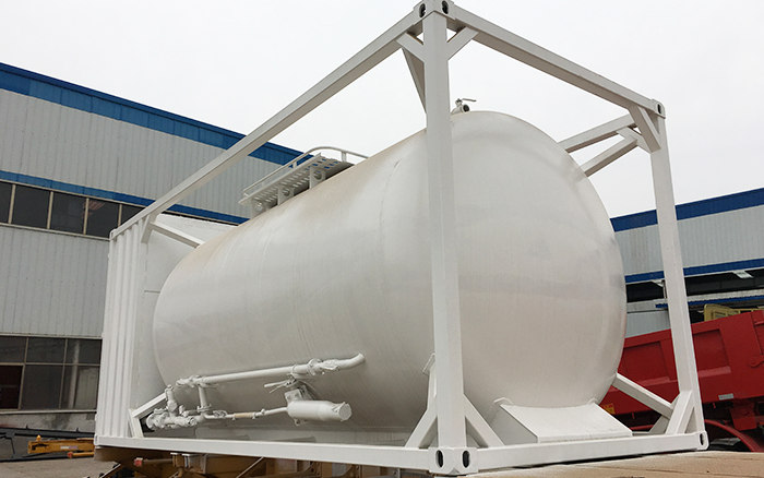 Cement Tank Container With Engine